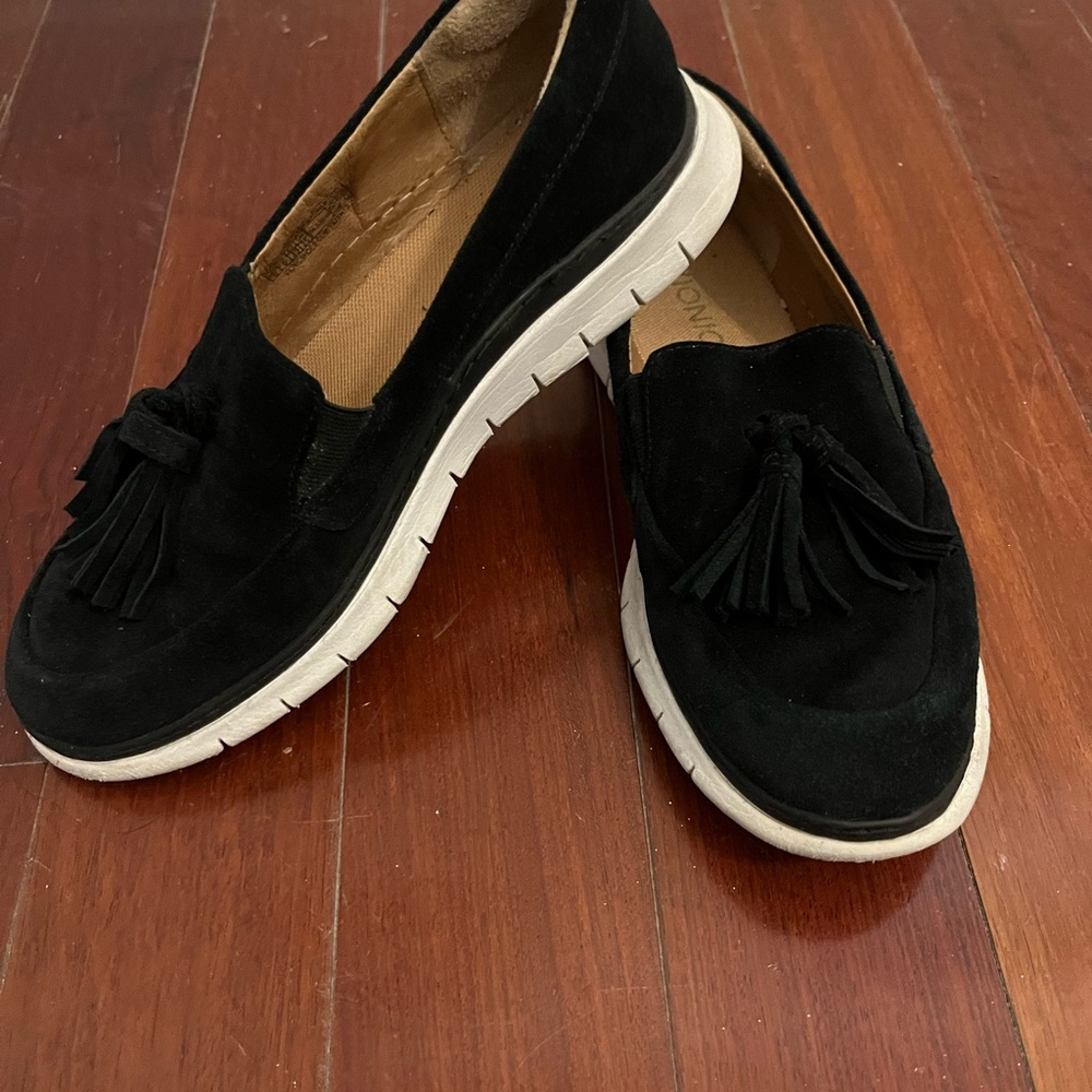 Vionic Black Loafers with Tassel Detail
